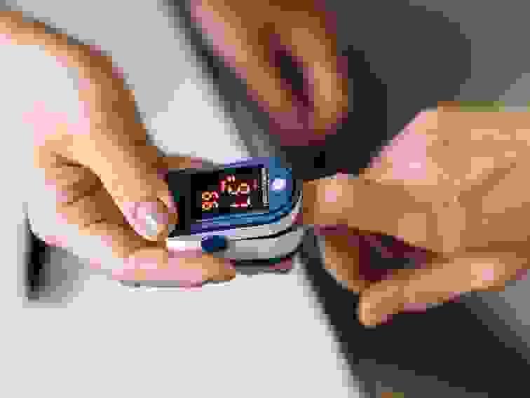 Pulse Oximeter / Oxygen Saturation Meters